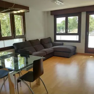 Con Piscina Y Sauna Sant Cugat del Vallès